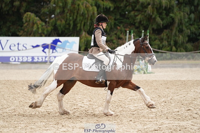 250824A-115836-35765 - 2010-Freya.Hallam-Deakin-Tommy