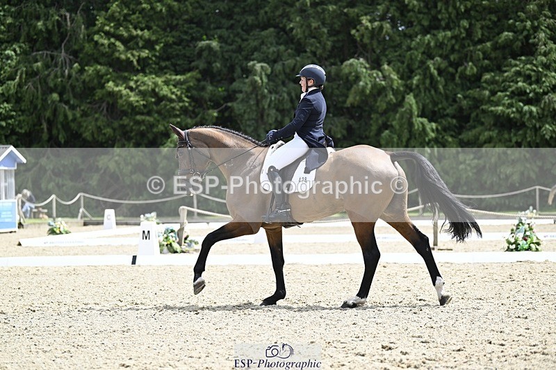 240523-122058-04594 - 428-COOLEY_SNAPCHAT-Selina_Milnes