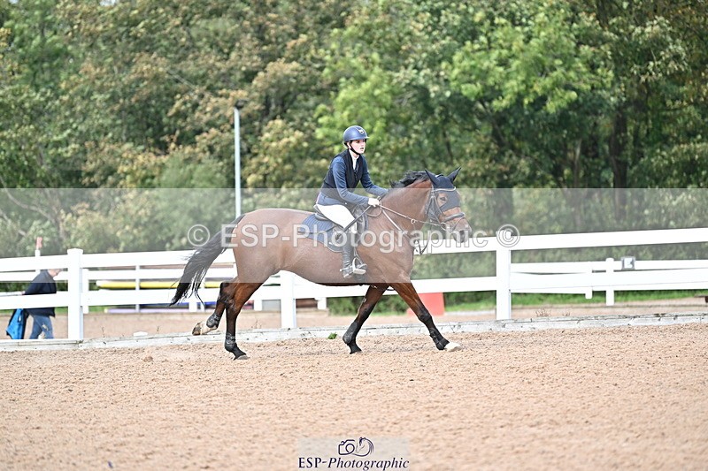 241004A-140251-02415 - Fri 11 1.10m amateur Quals