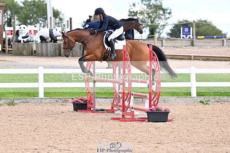 240912A-142213-01956 - Cls 12 1.05m Amateur Qualifier