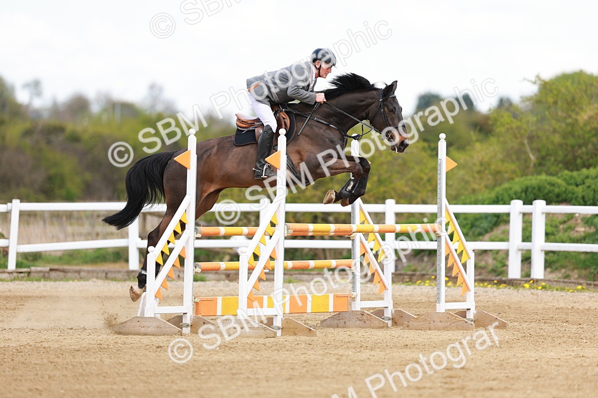SBM_001918 - Class 4 - Senior Newcomers - 1.10m