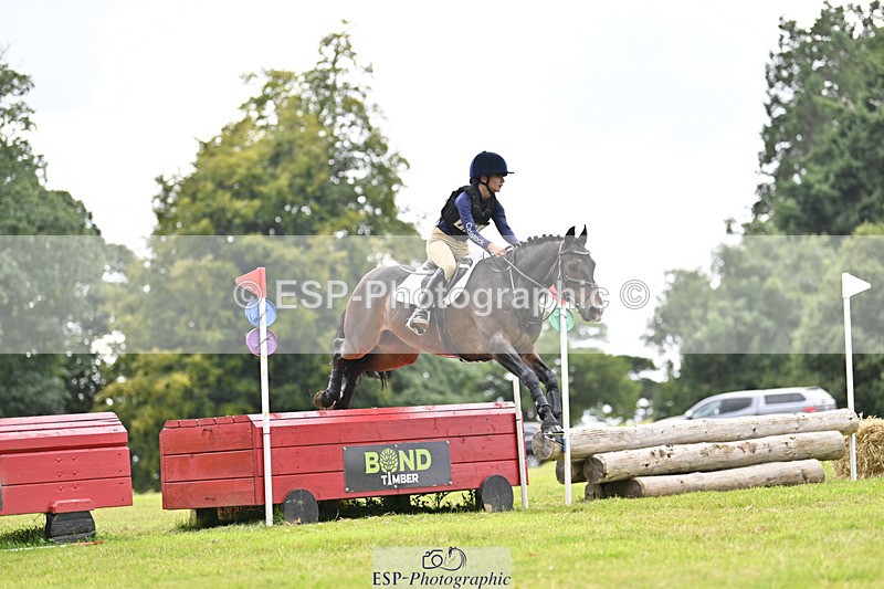 240825X-160901-36188 - 80cm XC 15.30 to 16.30