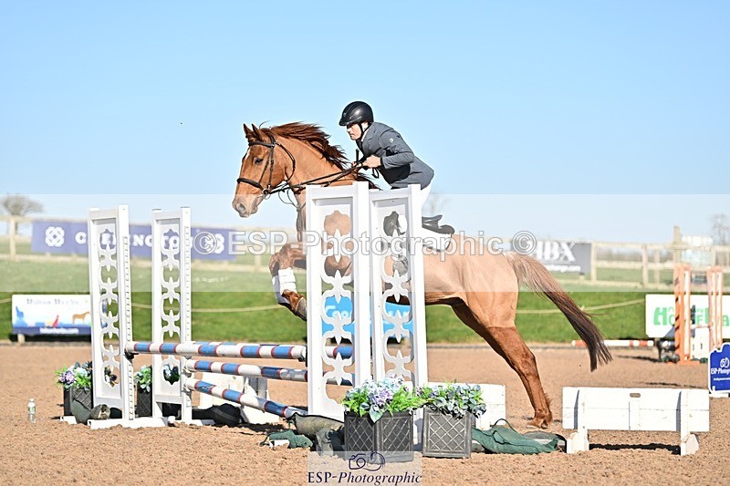 250401-170317-00248 - 70cm classes