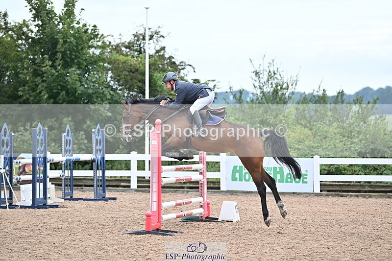 240907A-124753-01549 - Cls 9 1.10m Amateur Qualifier