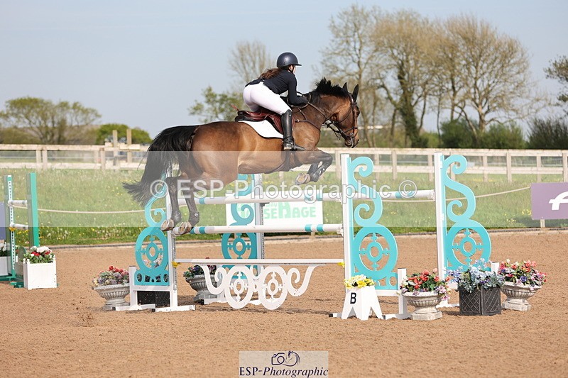 240511A-170927-15209 - Cls 38 National 1.40m Open