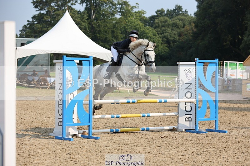 250816A-102900-00725 - Cls 3 Snr British Novice