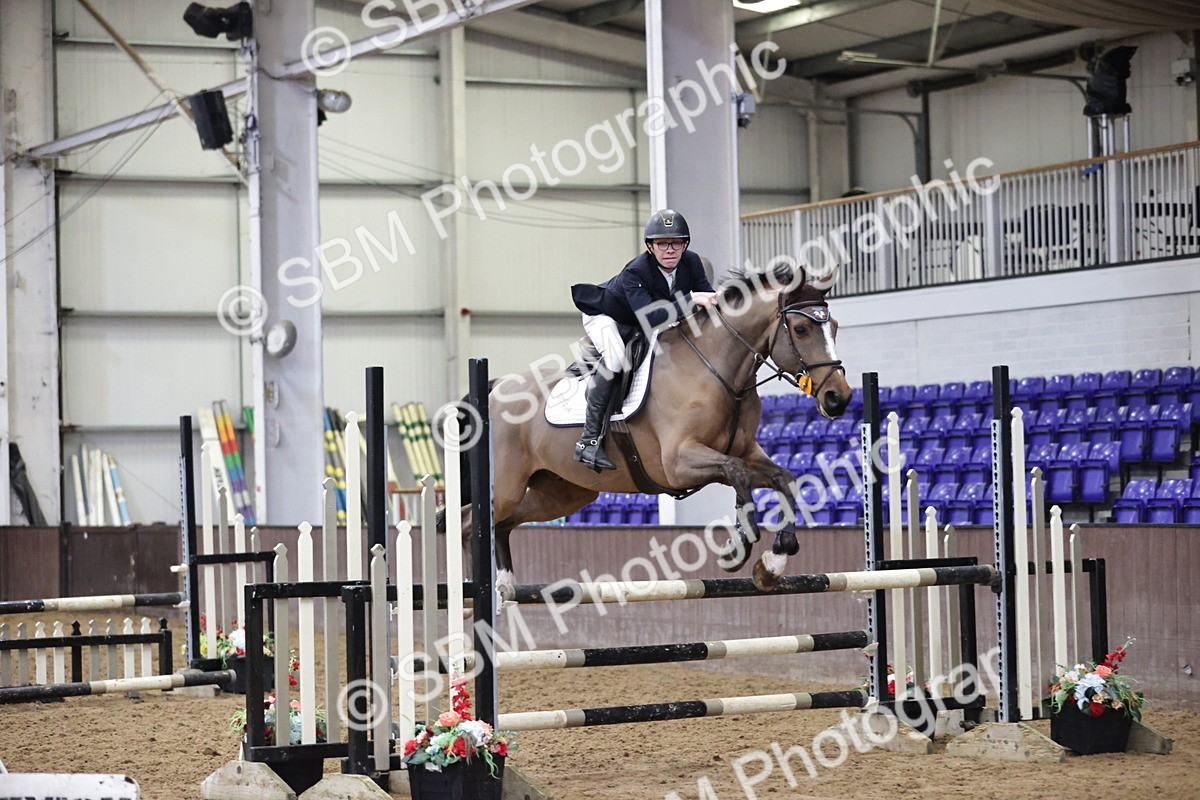 SBM_000906 - Class 3 - Nupafeed Supplements Senior Discovery/ 1m Open