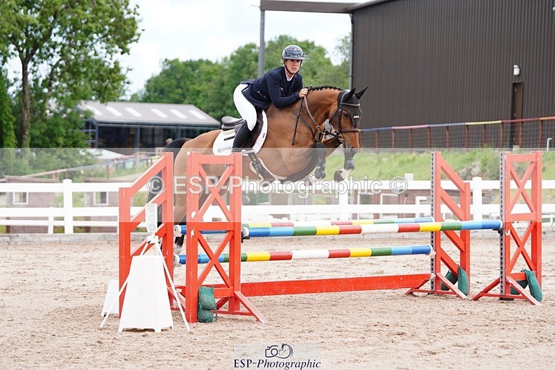 250525-110620-09211 - Cls 32 A&B Snr Brit Nov & 90cm Open