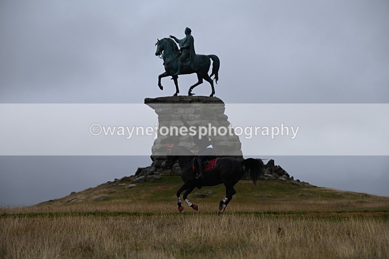 DSC_1708 - Time at Statue 12:13 to 12:32