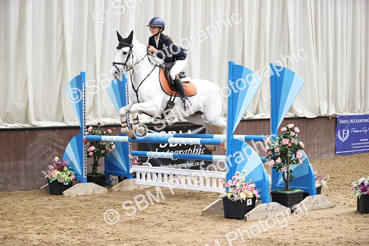 SBM_002906 - Class 13 - Blue Chip Pony Newcomers 1.00m Open