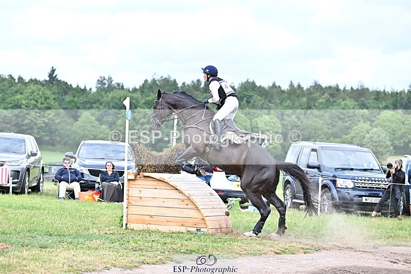 250525A-141741-16443 - D-461-Mia.Farley-INVICTUS