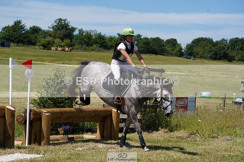 240629X-141502-3148 - 210-Tarka_Abraham-QUEEN_RUBIE