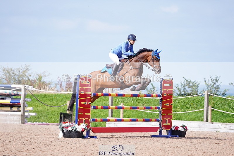 240802A-100206-03482 - Cls 15 Foxhunter