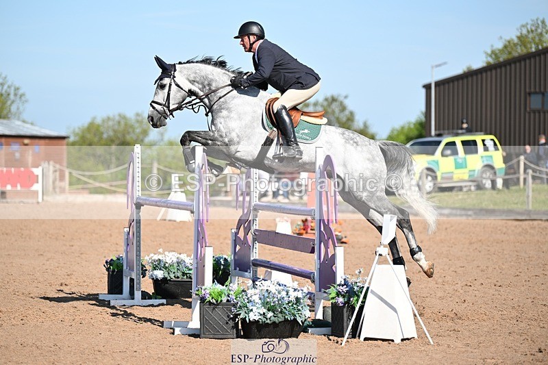 250509-094456-04833 - Cls 13 Snr Foxhunter
