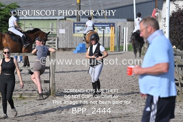 BPP_2444 - CLASS 4 Senior British Novice/ 90cm Open