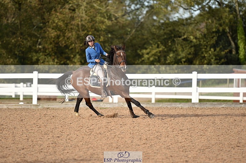 231015A-161734-09289 - Cls 27 1.10m Amateur Q 2nd R