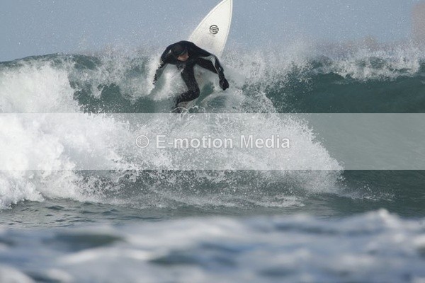 SU 160109-29 - Surf - January