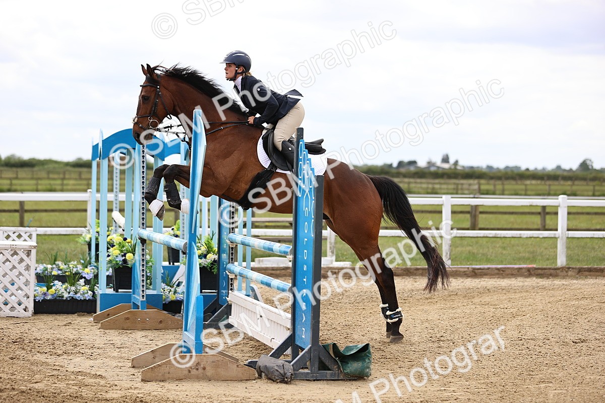 SBM_000317 - Class 4 - 1m showjumping