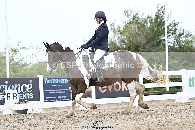 250907-123554-08067 - 080-Rebecca.MorrisSally.XIII