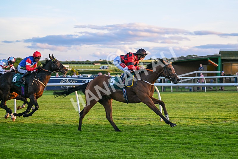 300525-Race 6-Glory Hyde-8018 - Race 6