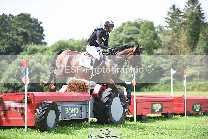 240804-115326-12392 - 307-Tom_Rowland-VALERIA