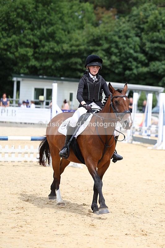 3E7A9135 - Class 4: 70cm