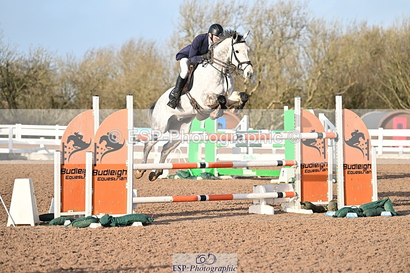 231209A-135140-01958 - Cls 15 National 1.30m & 1.40m