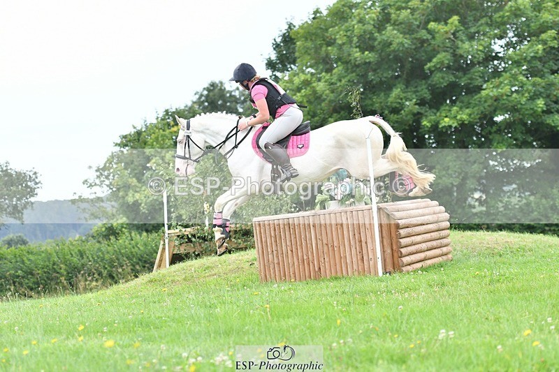 240803-114540-03319 - 064-Tabitha_Bluck-PENDANN_REEF