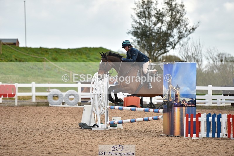 240423A-163456-00183 - 70cm