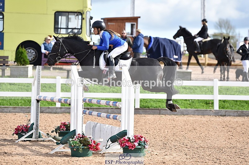 231015A-131432-08254 - Cls 25 95cm Amateur Q 2nd R