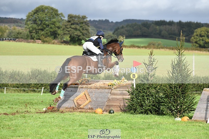 231020-120616-08497 - 040-DODINGTON-Sophie.Wildern-XC