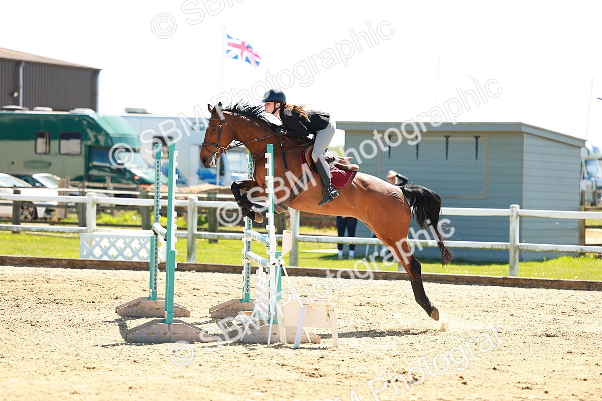 SBM_001356 - Class 4 - Senior Newcomers 1.10m