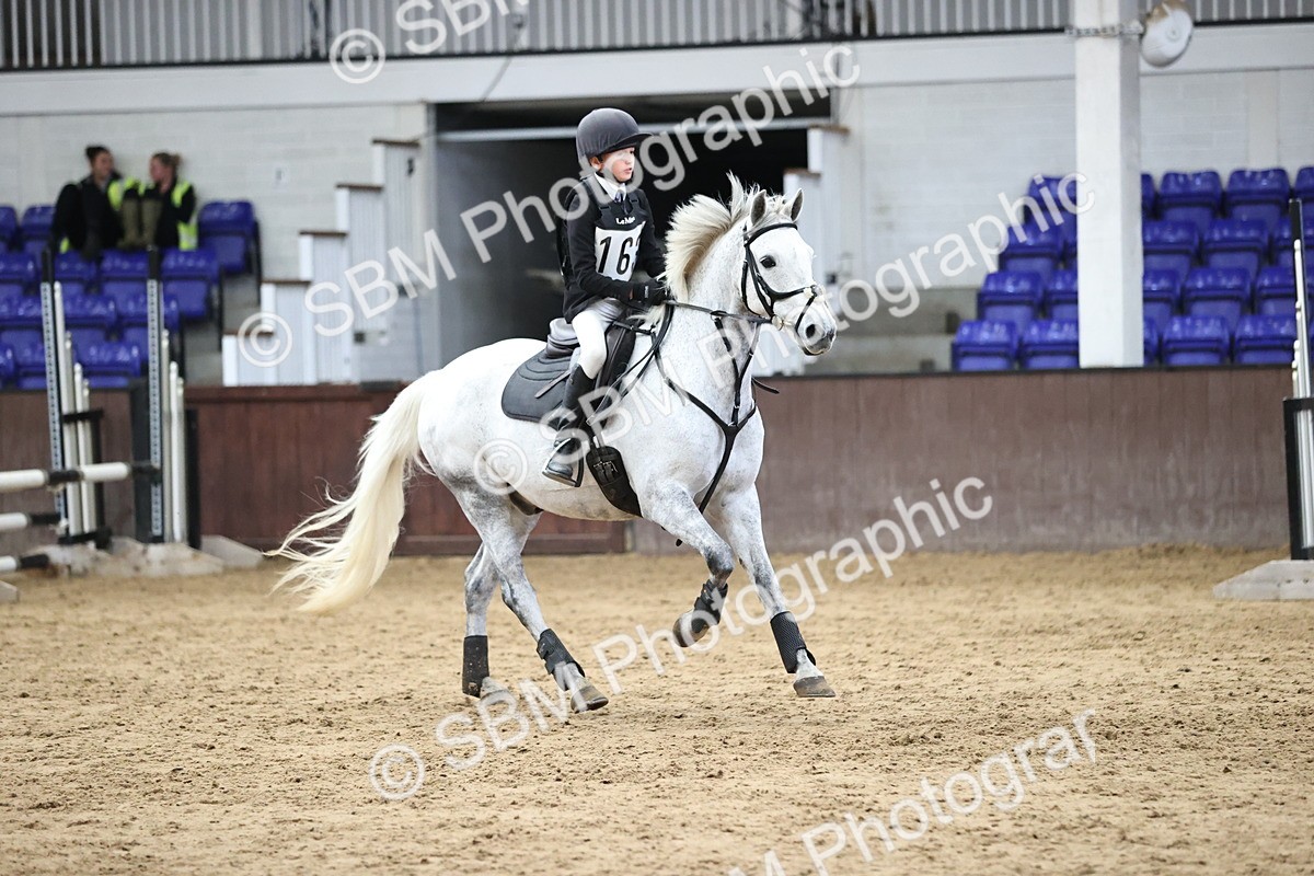 SBM_001643 - Class 5 - Henlow Veterinary Hospital 70cm