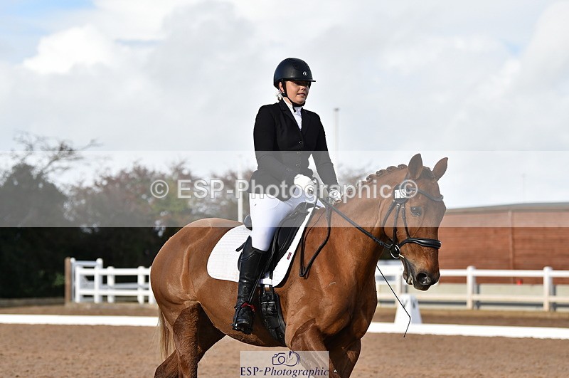 231104A-120514-01670 - Cls 5 Novice 37A