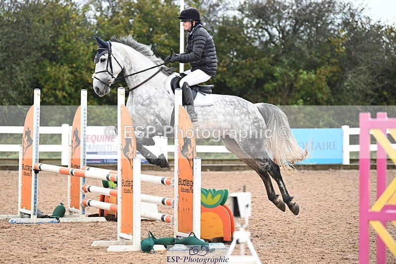 241023A-110935-00473 - Cls 1 British Novice and 90cm Open