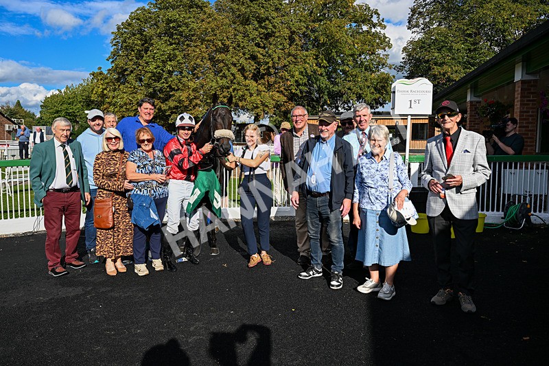 140926-Race 4-Lamlash Bay-3144 - Race 4 3.51pm Sapphire Selling Handicap