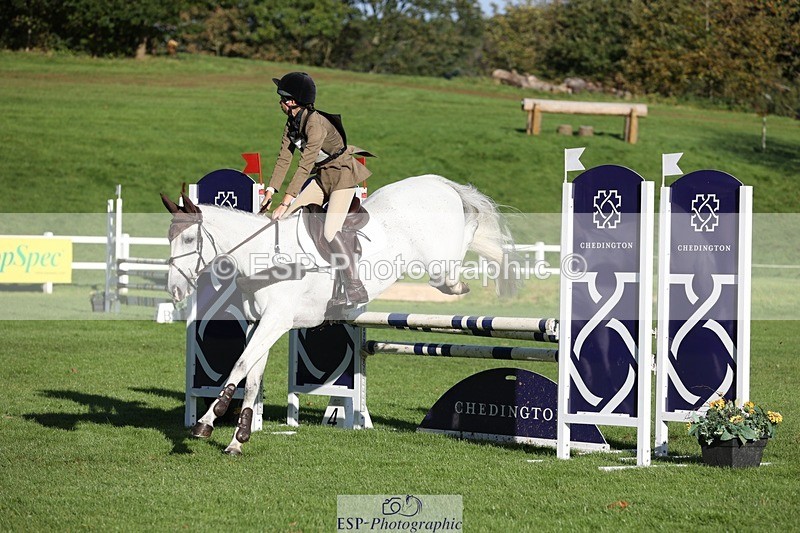 231022-101757-24440 - 646-SKIPTOTHEGOODBIT-Sophia.Mcdonald-TrotUp+SJ