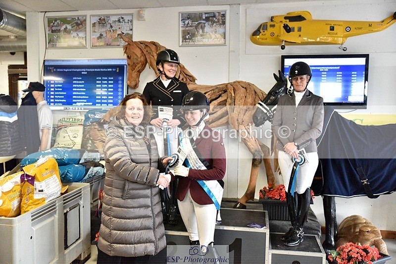 250215-153754-04497 - Medium Gold Presentations