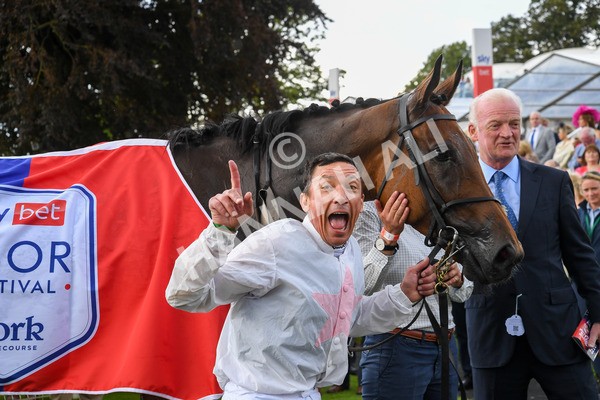 260823-Race 4-Absurde-0980 - Race 4 Sky Bet Ebor Handicap