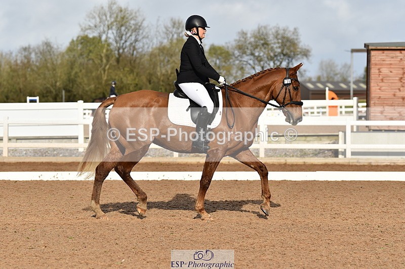 231104A-120200-01656 - Cls 5 Novice 37A