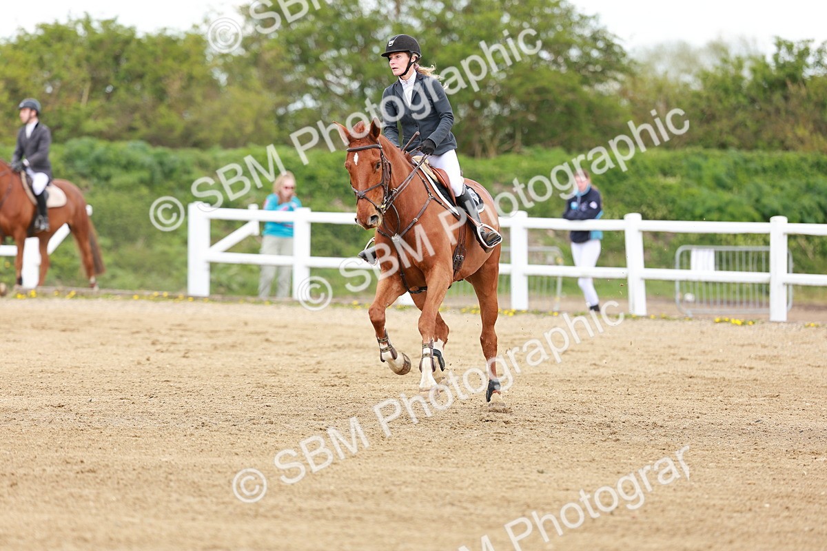 SBM_001973 - Class 4 - Senior Newcomers - 1.10m