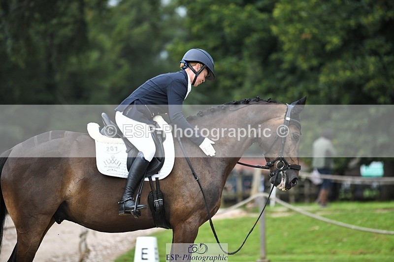 230812-104808-03473 - Cls 6 Novice Silver 10.30 to 11.55 break