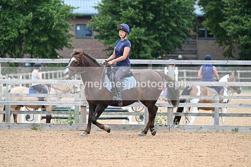 WJ7_7805 - Poles 10:00am