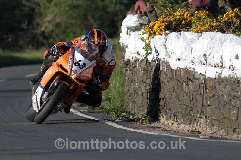 David Hewson Aprilia / Obsession Engineering - Monday Practice Solos
