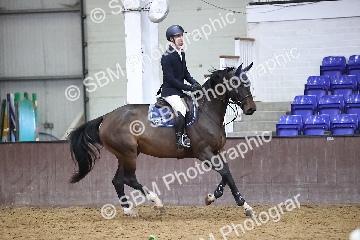 SBM_003472 - Class 11 - Senior Newcomers 1.10m