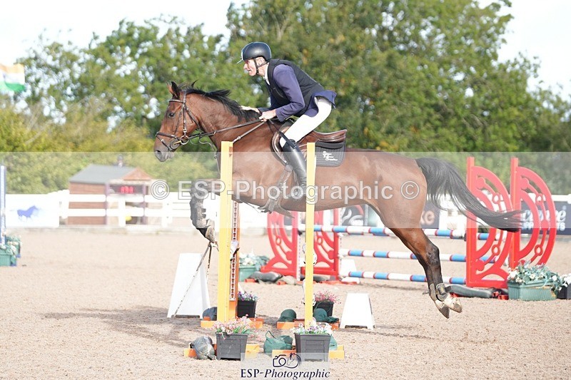 250912-094301-03428 - Cls 21 Snr British Novice and 90cm Open
