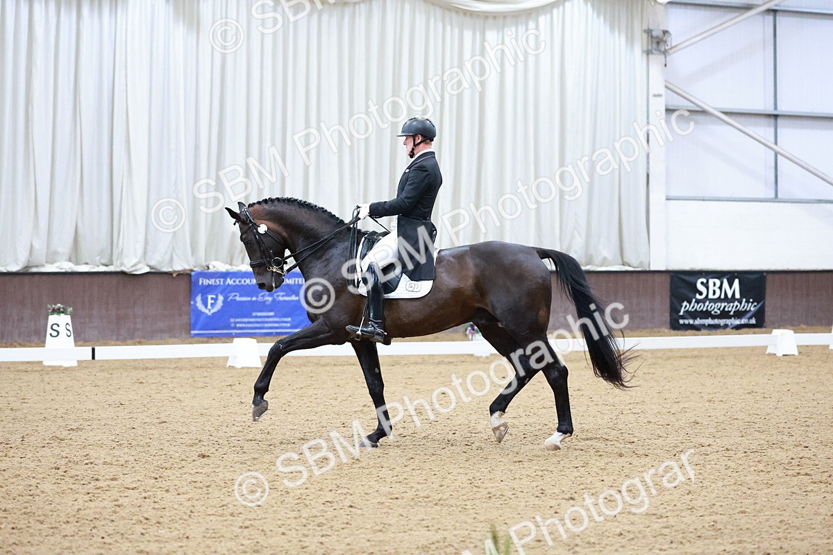 SBM_021438 - Class 14 - FEI Grand Prix - 17.40-18.34