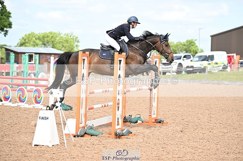 250611-110112-00292 - Cls 2 Snr Discovery & 1m Open