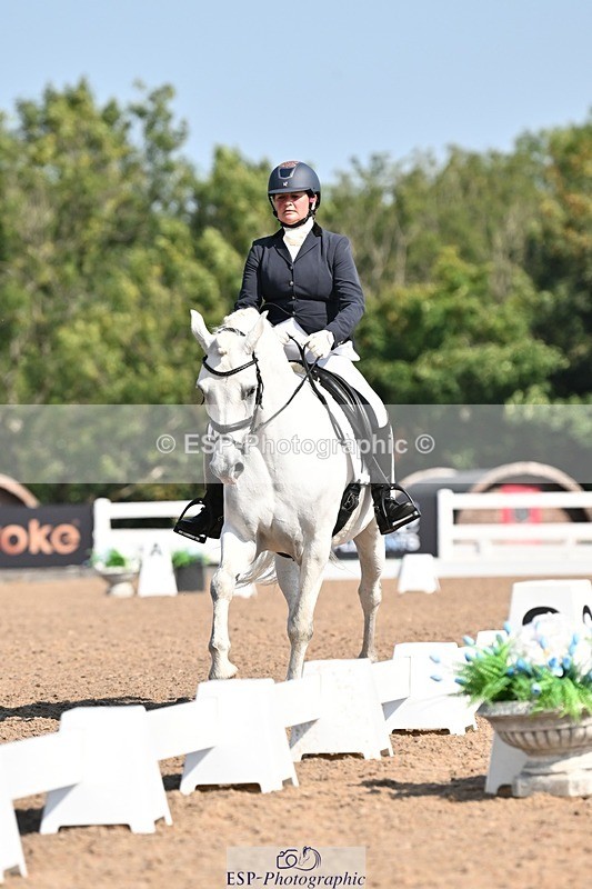 250816-104641-03194 - 111-Sonya.Fitch-PeytonDinnarthal.Buzzard