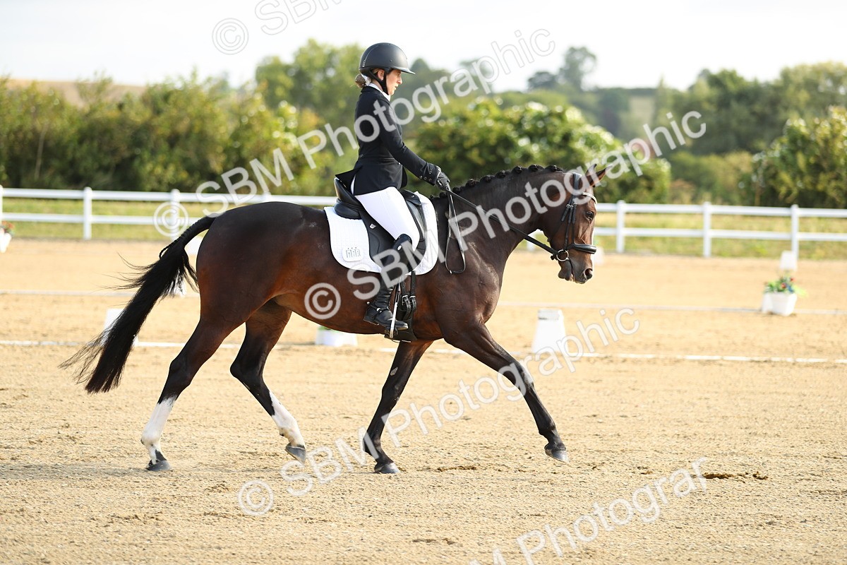 SBM_015009 - Class 13 - Novice 23 - 8,30-9.33